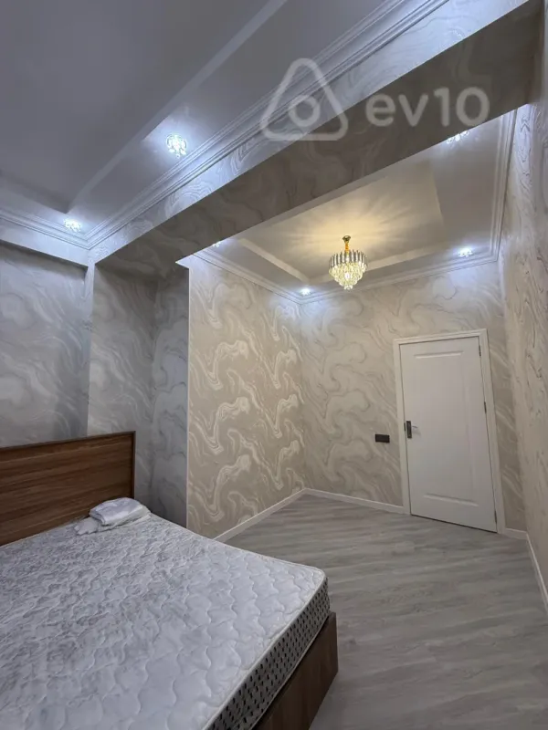 Kirayə verilir 3 otaqlı yeni tikili 95 m²