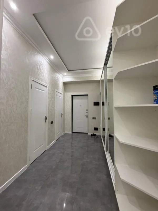 Kirayə verilir 3 otaqlı yeni tikili 95 m²