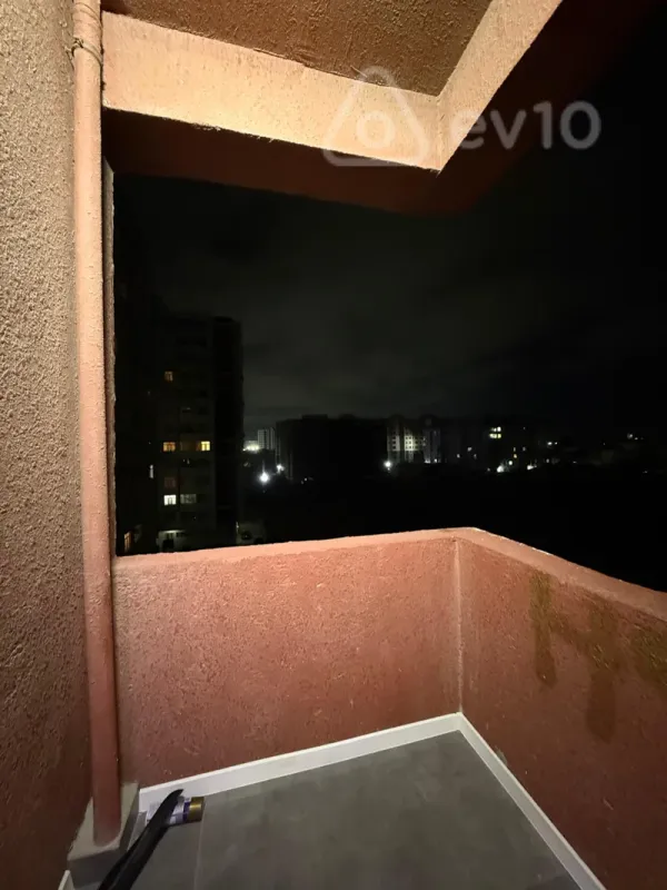 Kirayə verilir 3 otaqlı yeni tikili 95 m²