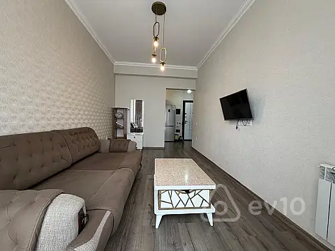 Kirayə verilir 2 otaqlı yeni tikili 50 m²