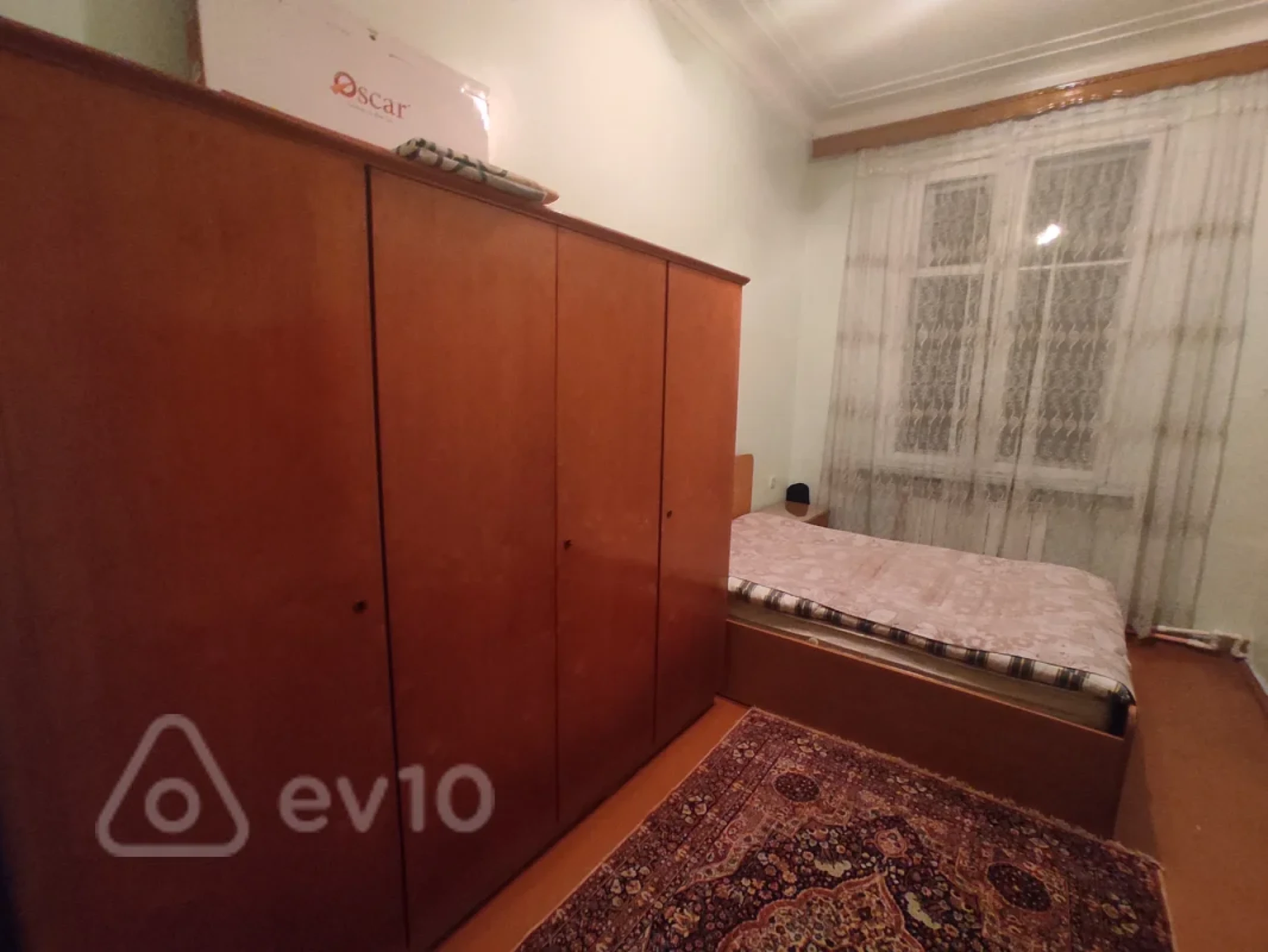 Kirayə verilir 2 otaqlı köhnə tikili 65 m²