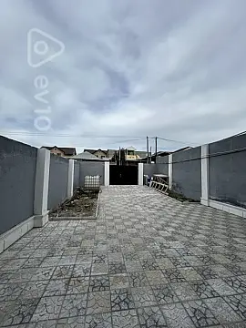 Satılır 4 otaqlı həyət evi 140 m²