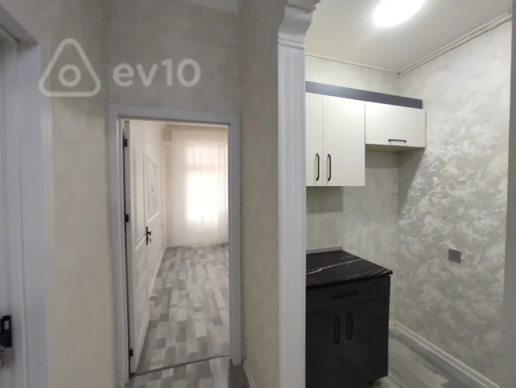 Satılır 2 otaqlı yeni tikili 65 m²