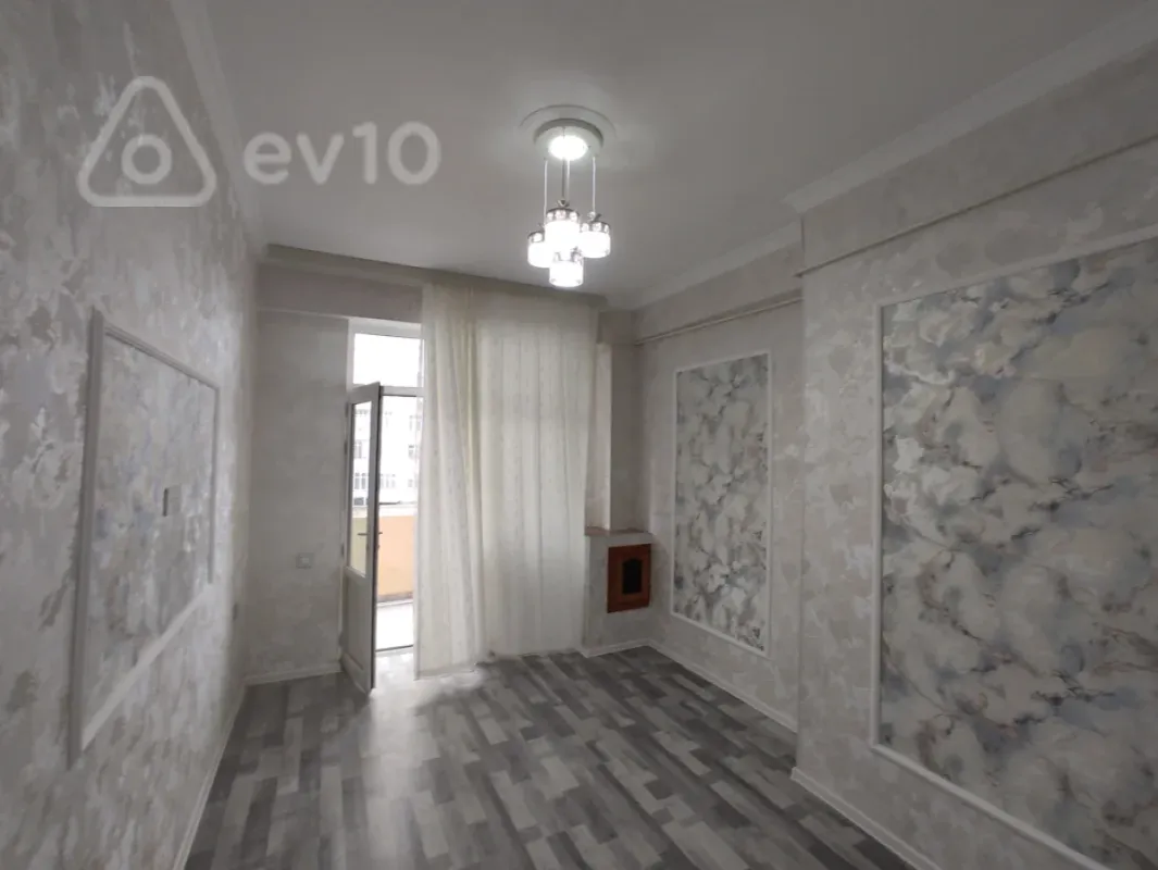 Satılır 2 otaqlı yeni tikili 65 m²