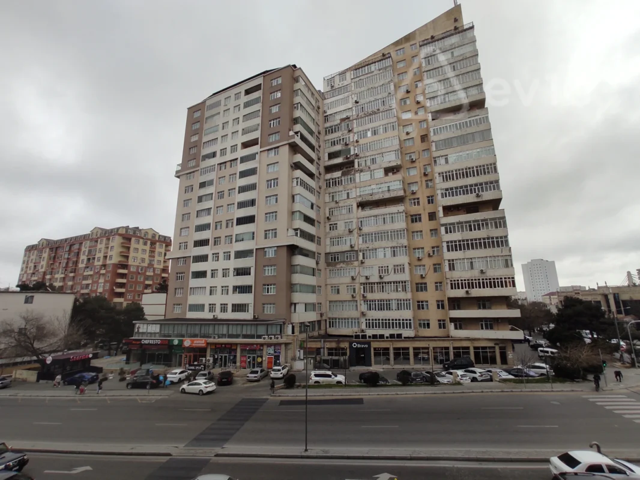 Satılır 2 otaqlı yeni tikili 65 m²