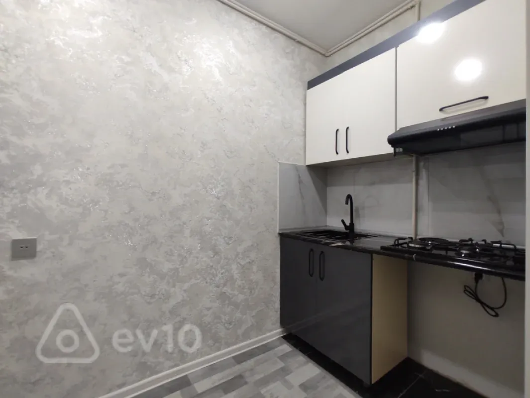 Satılır 2 otaqlı yeni tikili 65 m²