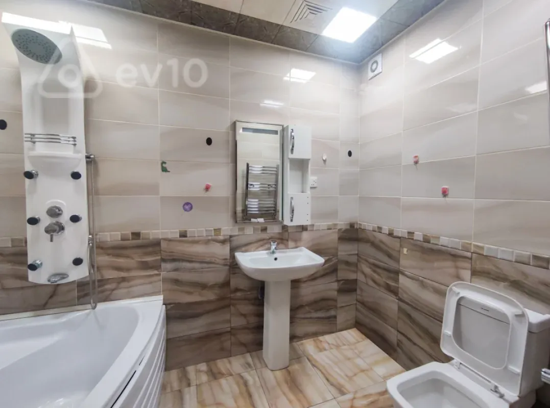 Kirayə verilir 2 otaqlı yeni tikili 90 m²