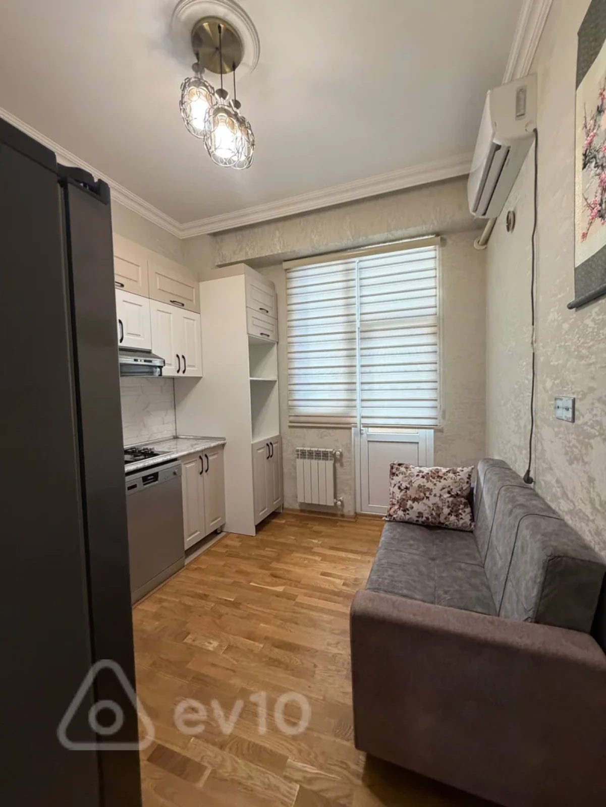 Kirayə verilir 3 otaqlı yeni tikili 90 m²