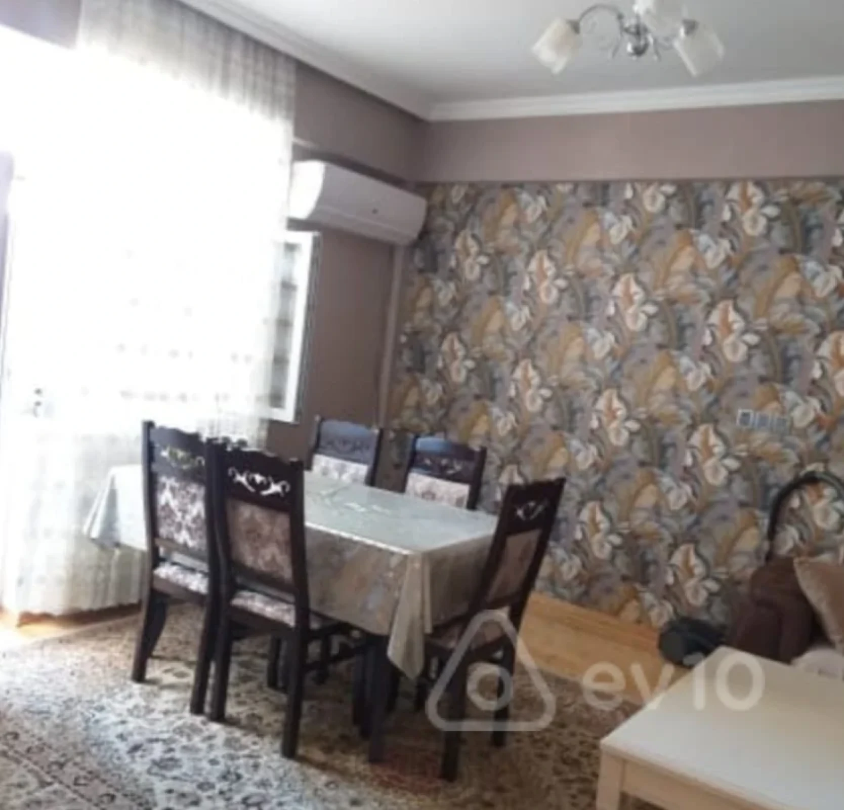 Kirayə verilir 2 otaqlı yeni tikili 50 m²