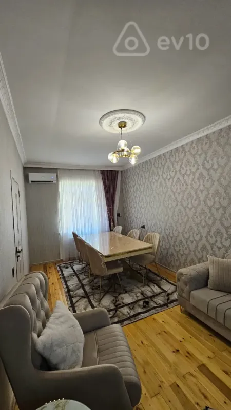Kirayə verilir 2 otaqlı həyət evi 58 m²