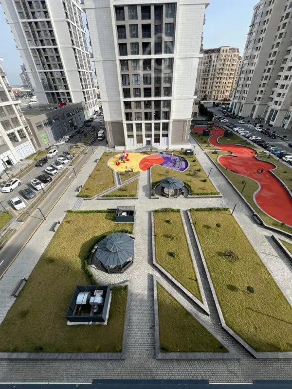 Kirayə verilir 2 otaqlı yeni tikili 80 m²