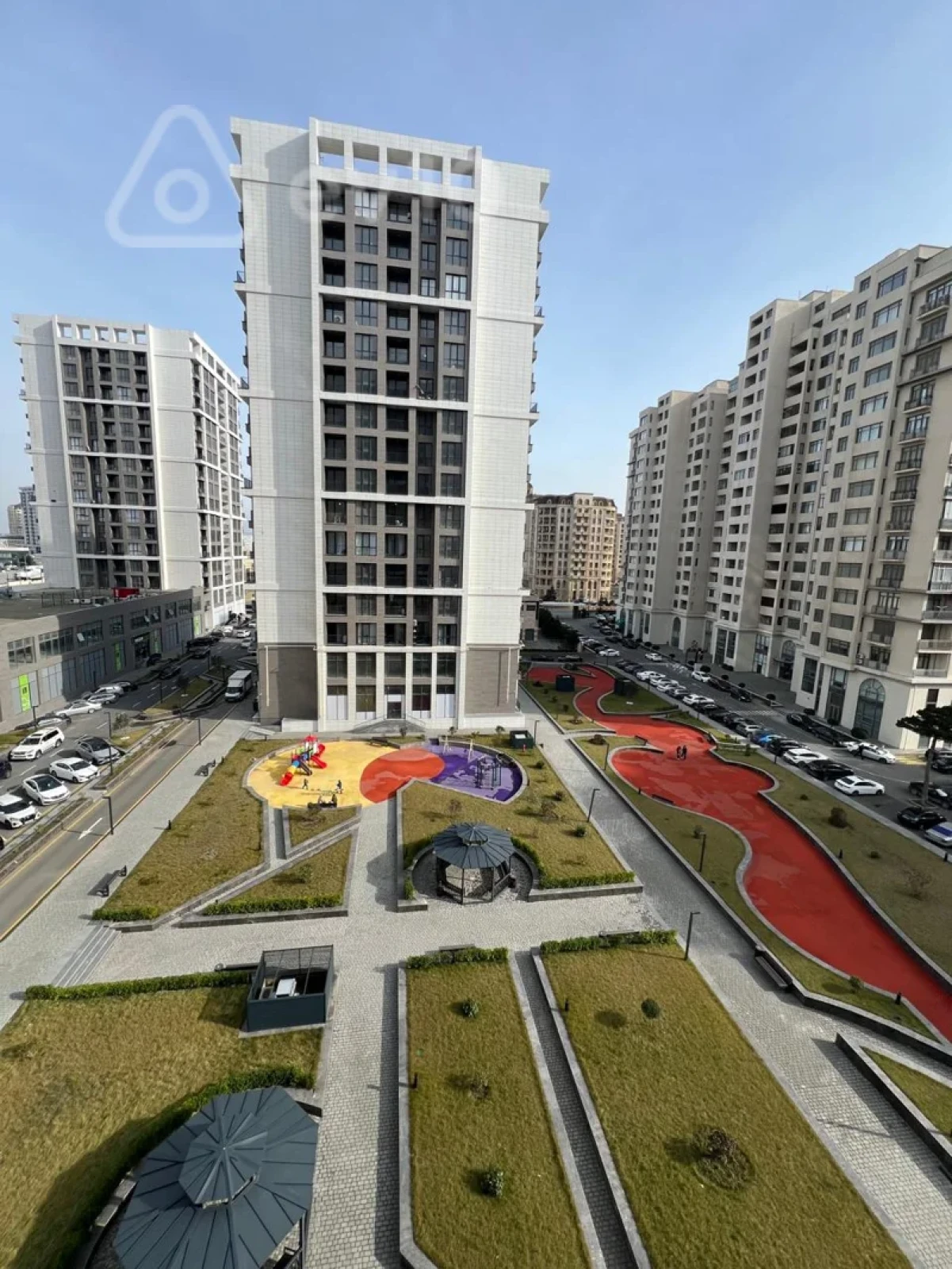 Kirayə verilir 2 otaqlı yeni tikili 80 m²