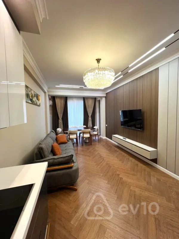 Kirayə verilir 2 otaqlı yeni tikili 80 m²