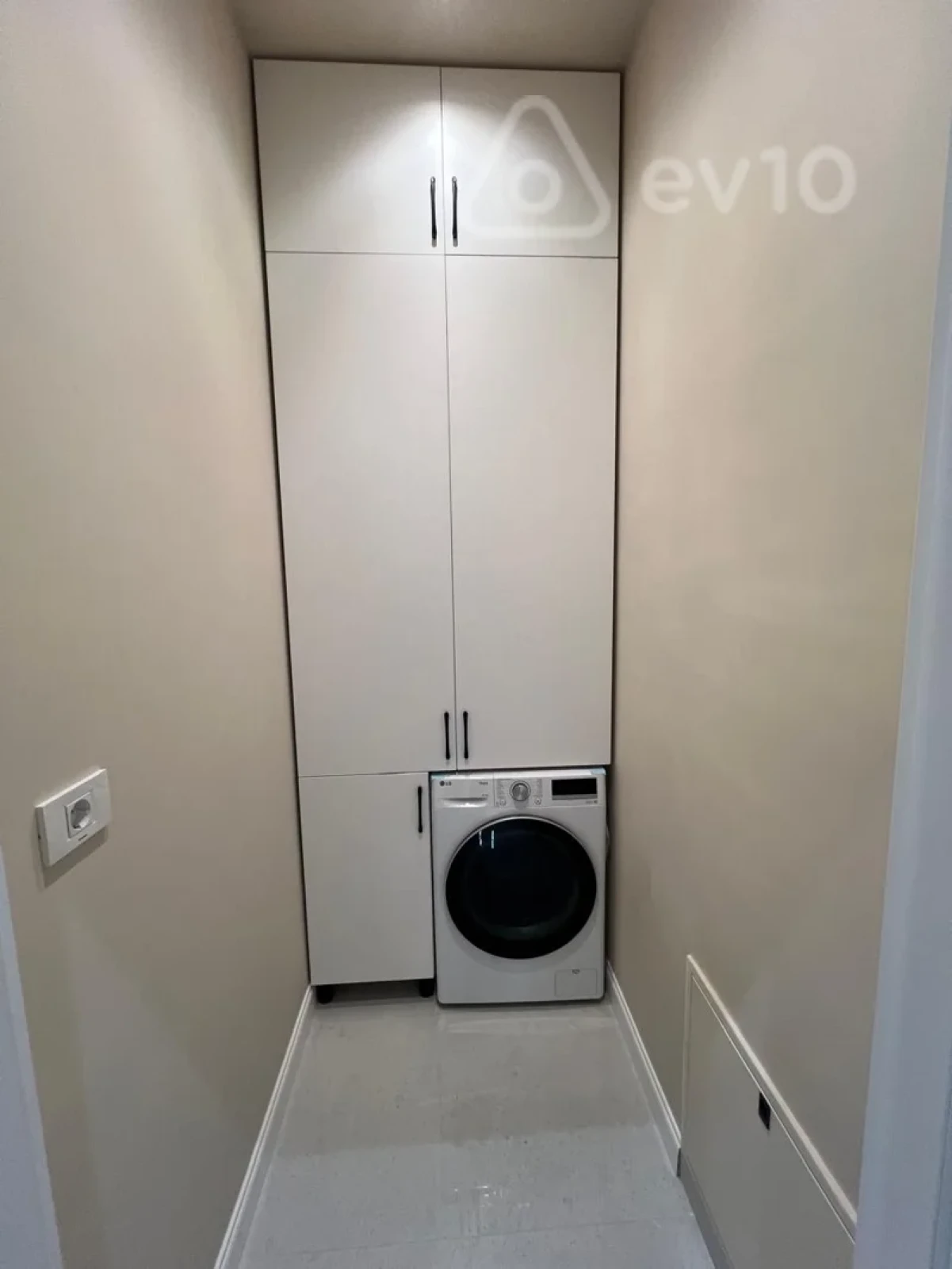 Kirayə verilir 2 otaqlı yeni tikili 80 m²