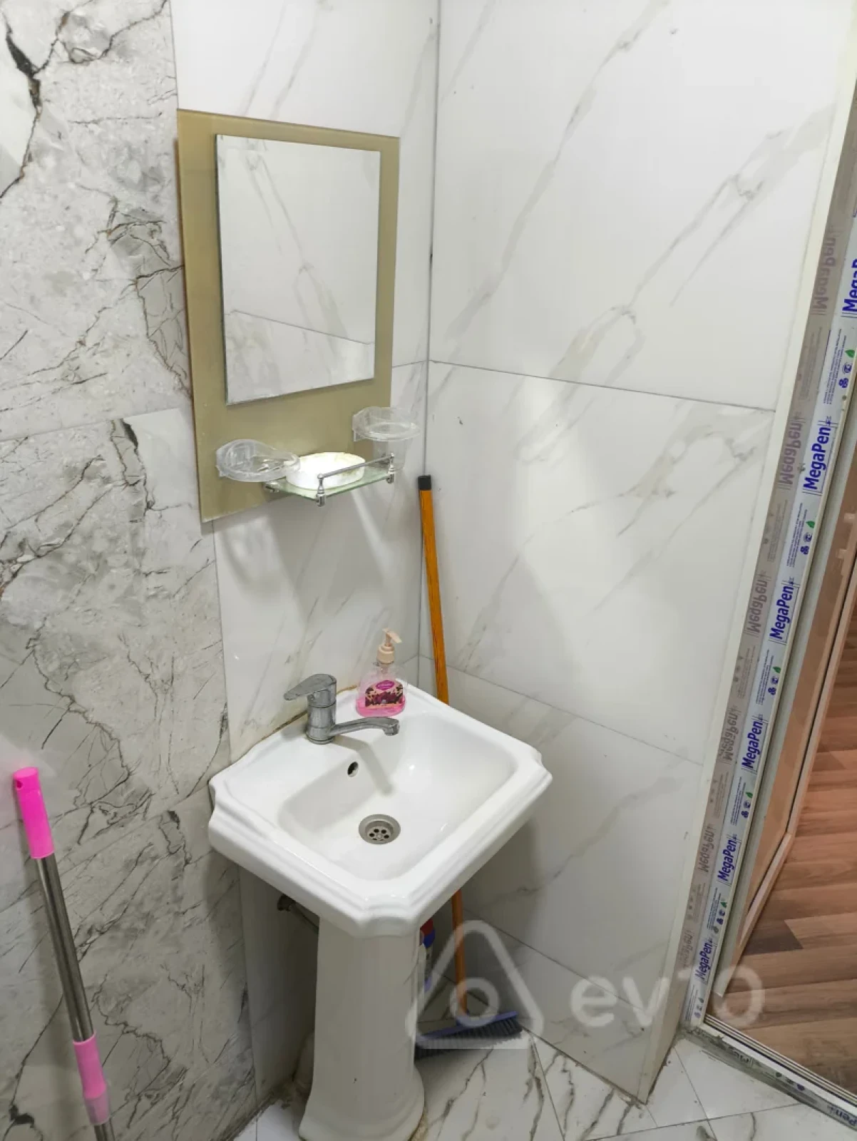 Kirayə verilir 3 otaqlı həyət evi 60 m²