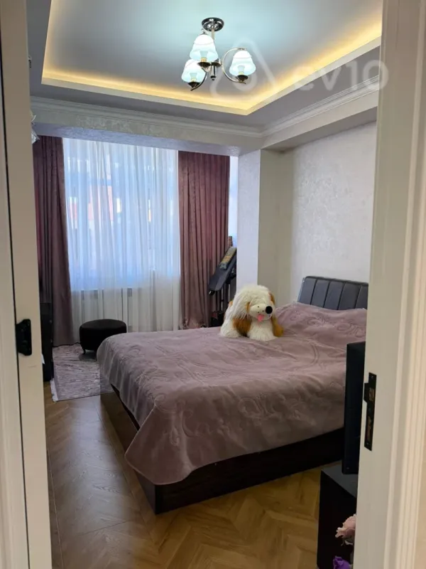 Satılır 2 otaqlı yeni tikili 72 m²