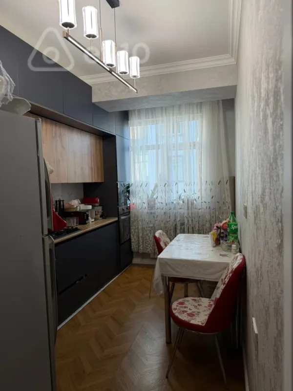 Satılır 2 otaqlı yeni tikili 72 m²