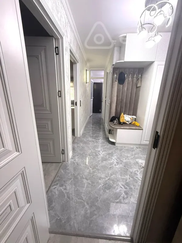 Kirayə verilir 3 otaqlı köhnə tikili 75 m²