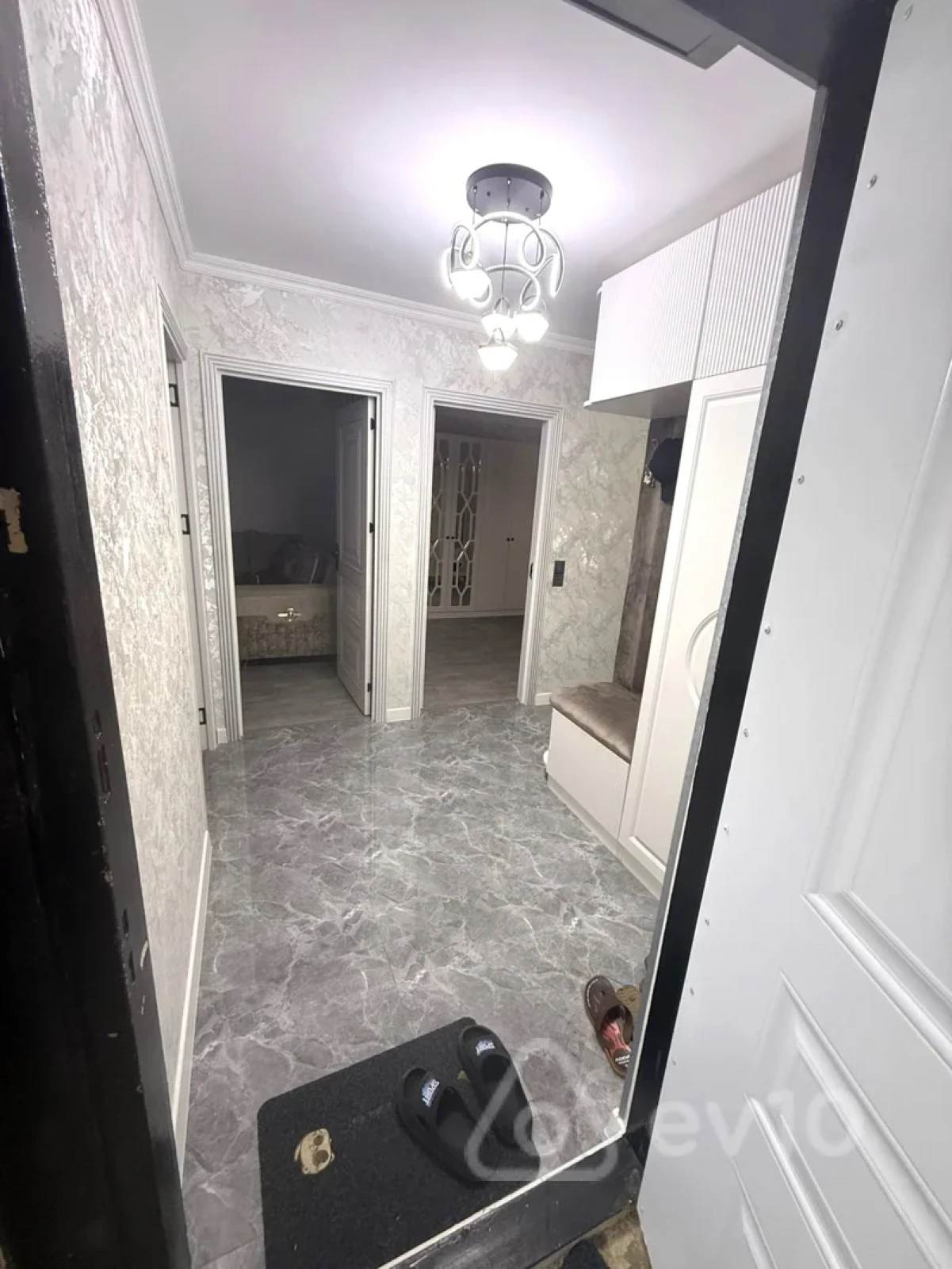 Kirayə verilir 3 otaqlı köhnə tikili 75 m²