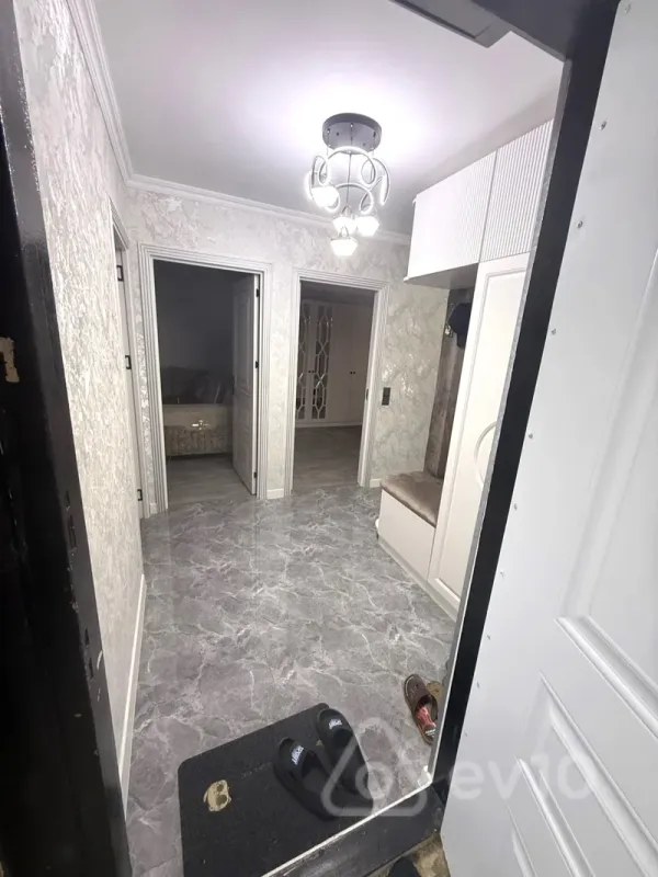 Kirayə verilir 3 otaqlı köhnə tikili 75 m²