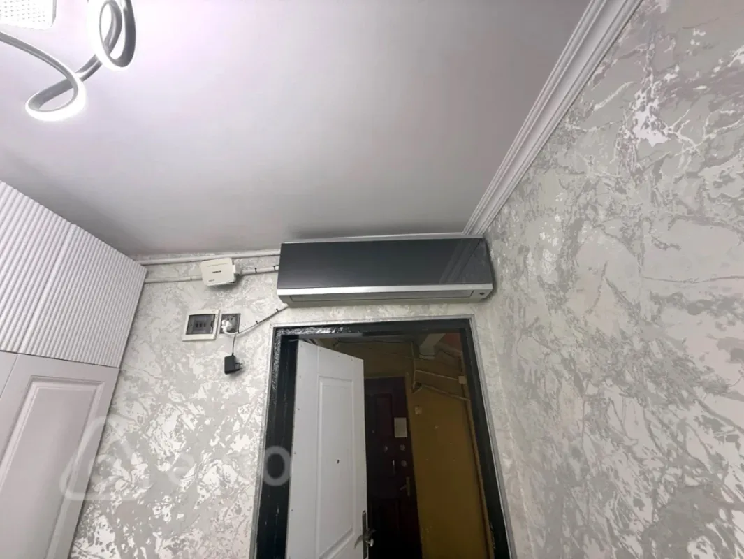 Kirayə verilir 3 otaqlı köhnə tikili 75 m²