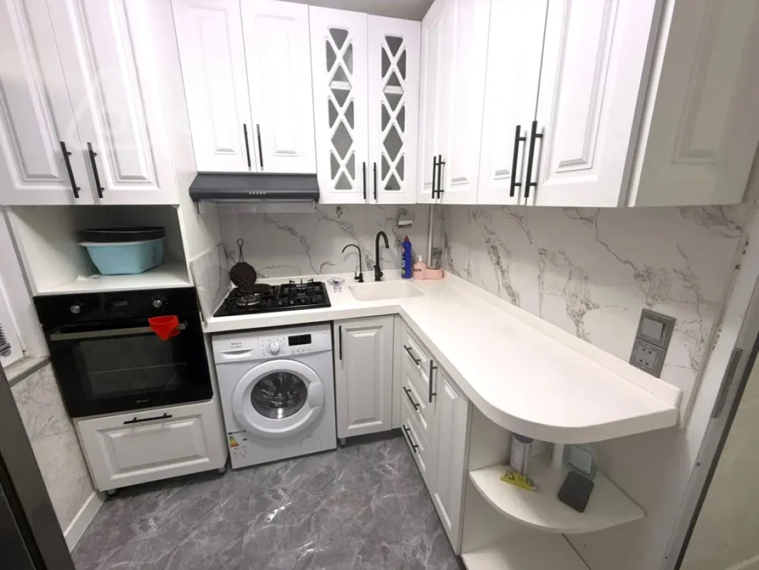 Kirayə verilir 3 otaqlı köhnə tikili 75 m²