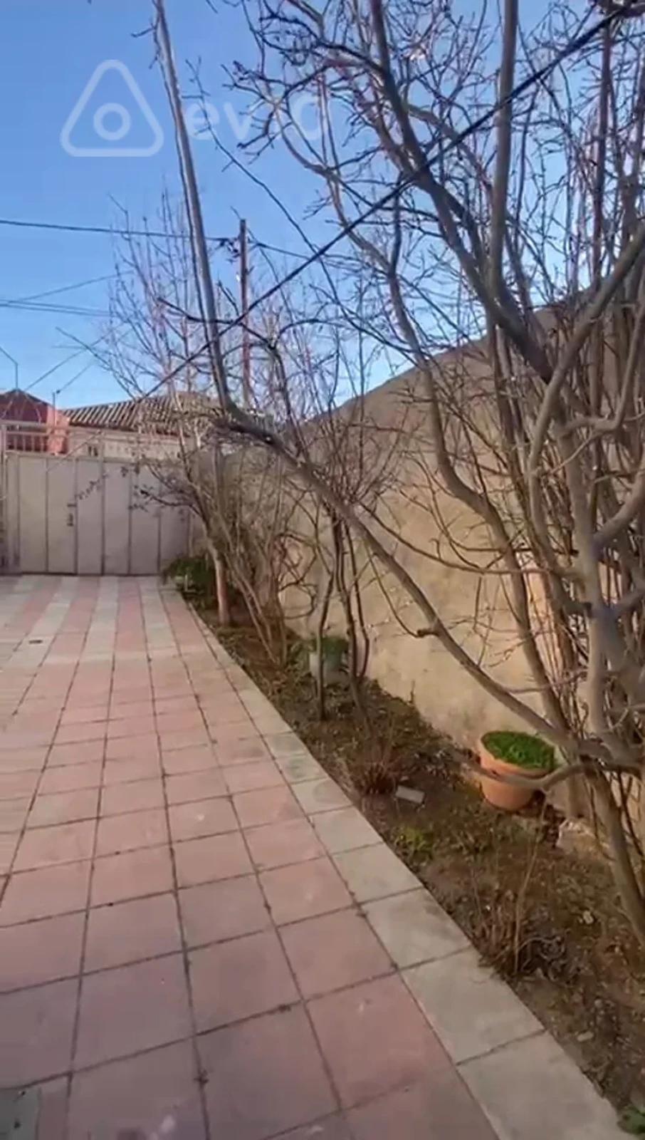 Satılır 4 otaqlı həyət evi 110 m²