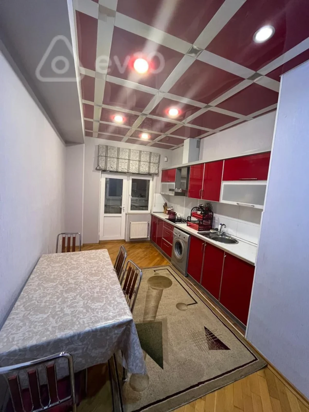 Satılır 2 otaqlı yeni tikili 90 m²