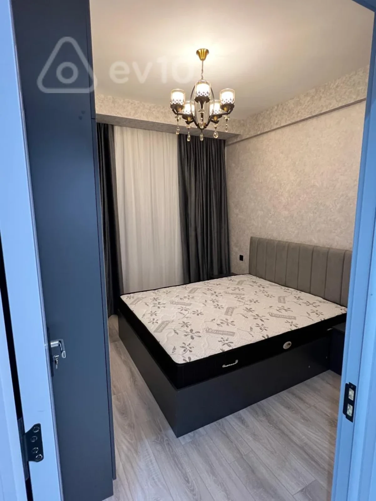 Kirayə verilir 3 otaqlı yeni tikili 70 m²
