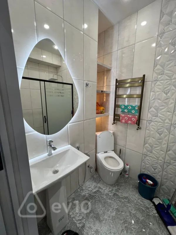 Kirayə verilir 3 otaqlı yeni tikili 70 m²