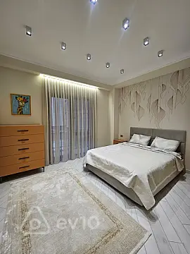 Kirayə verilir 3 otaqlı yeni tikili 110 m²