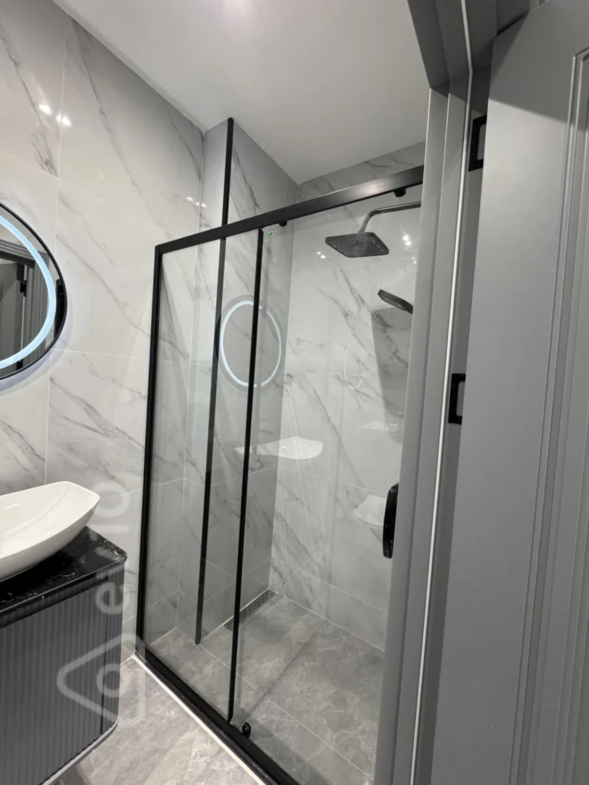 Satılır 2 otaqlı yeni tikili 68 m²