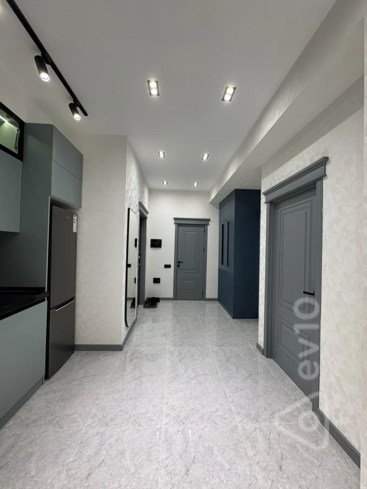 Satılır 2 otaqlı yeni tikili 68 m²