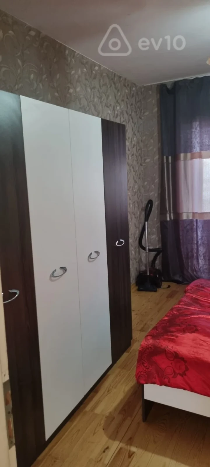 Kirayə verilir 2 otaqlı köhnə tikili 55 m²