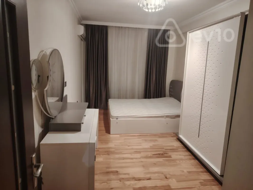 Kirayə verilir 3 otaqlı yeni tikili 105 m²