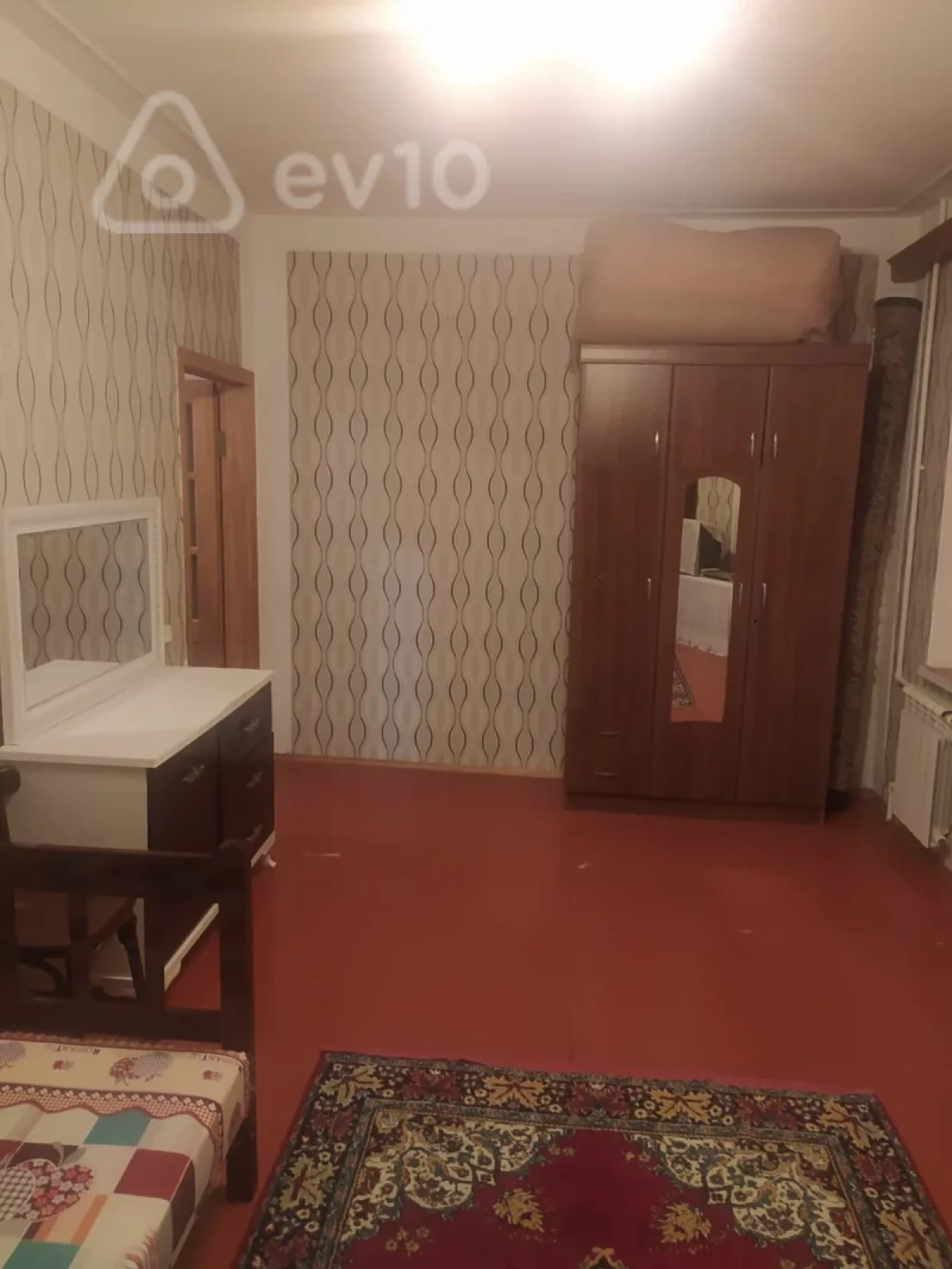 Kirayə verilir 1 otaqlı köhnə tikili 36 m²