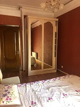 Kirayə verilir 2 otaqlı yeni tikili 60 m²