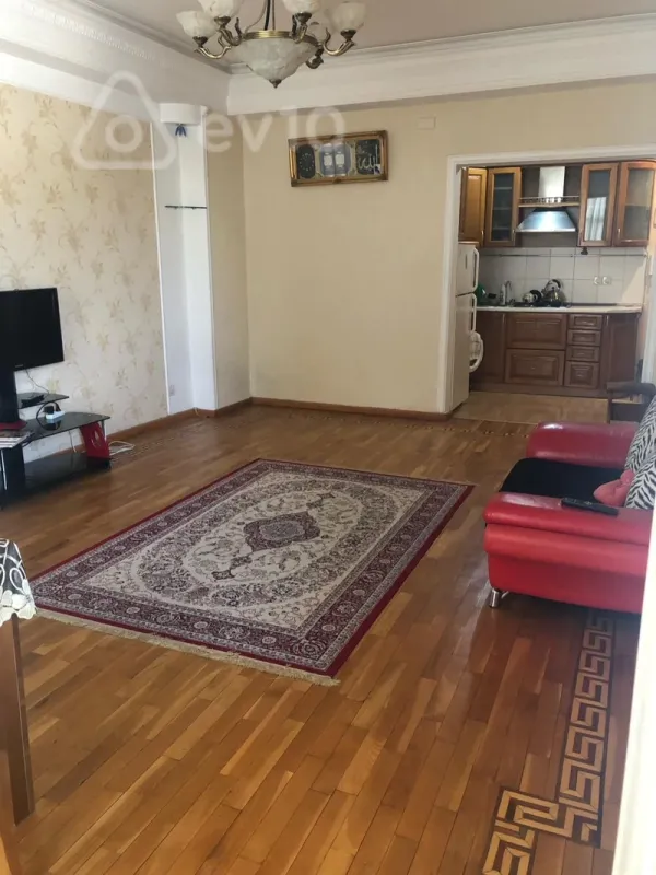 Kirayə verilir 2 otaqlı yeni tikili 60 m²