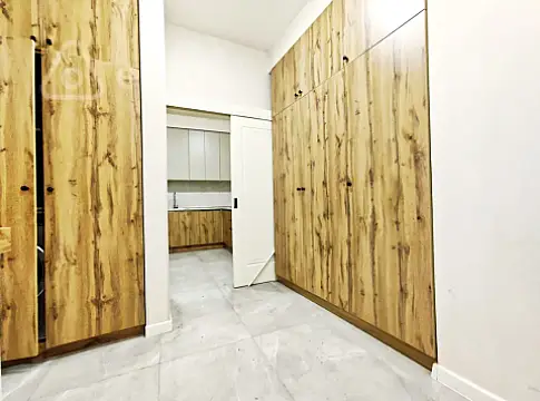 Satılır 2 otaqlı yeni tikili 70 m²