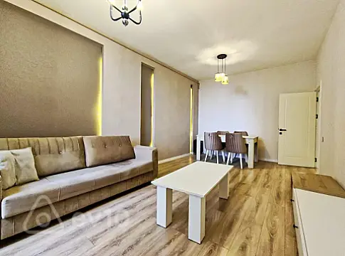 Satılır 2 otaqlı yeni tikili 70 m²