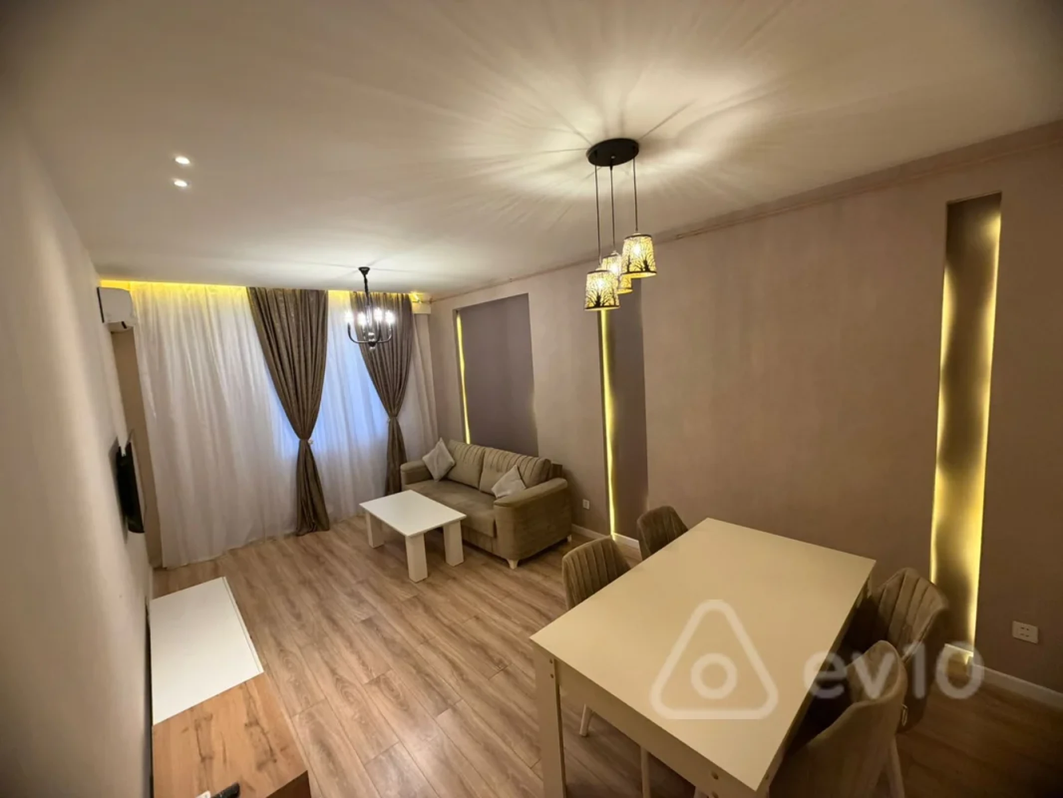 Satılır 2 otaqlı yeni tikili 70 m²