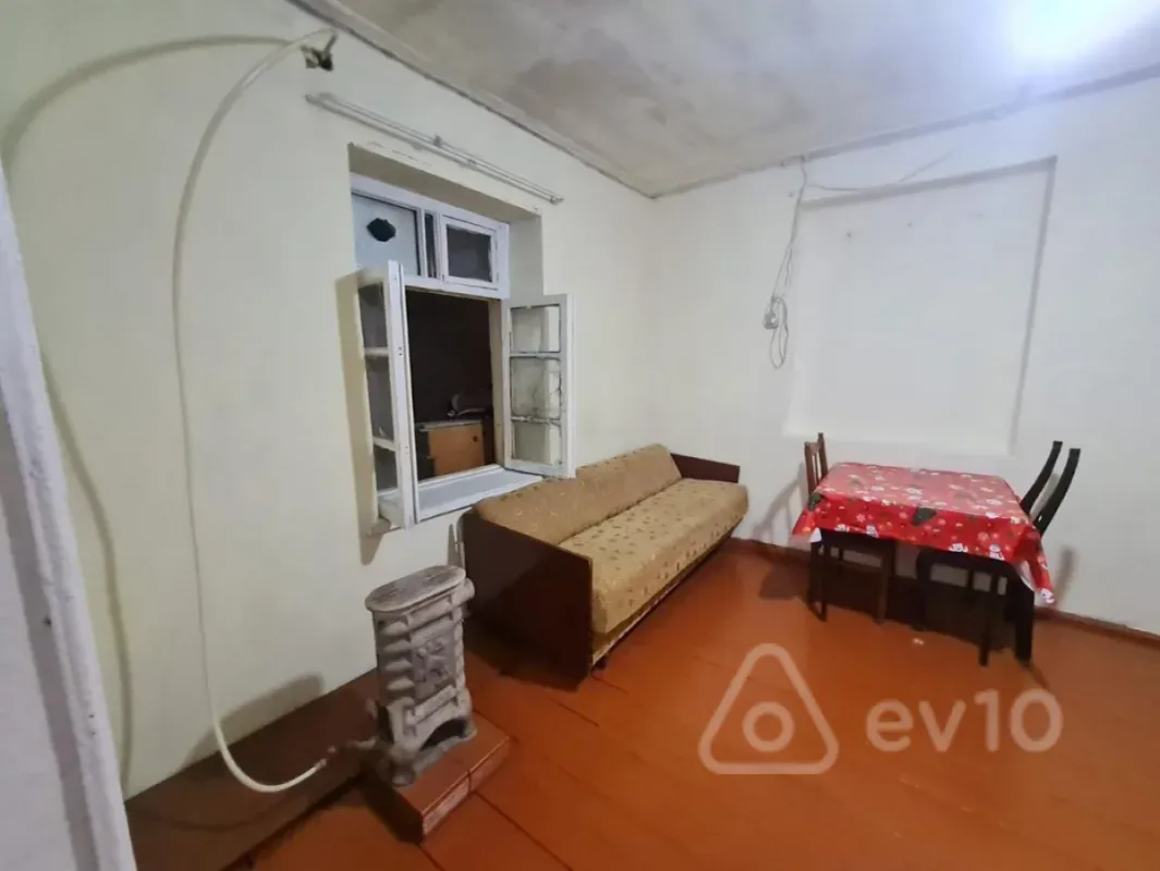 Kirayə verilir 2 otaqlı həyət evi 35 m²