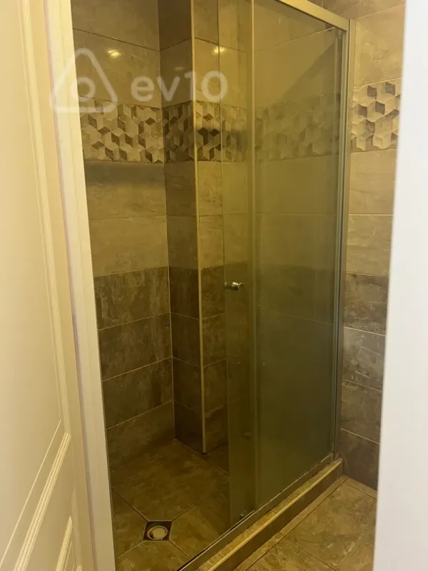 Kirayə verilir 1 otaqlı yeni tikili 40 m²