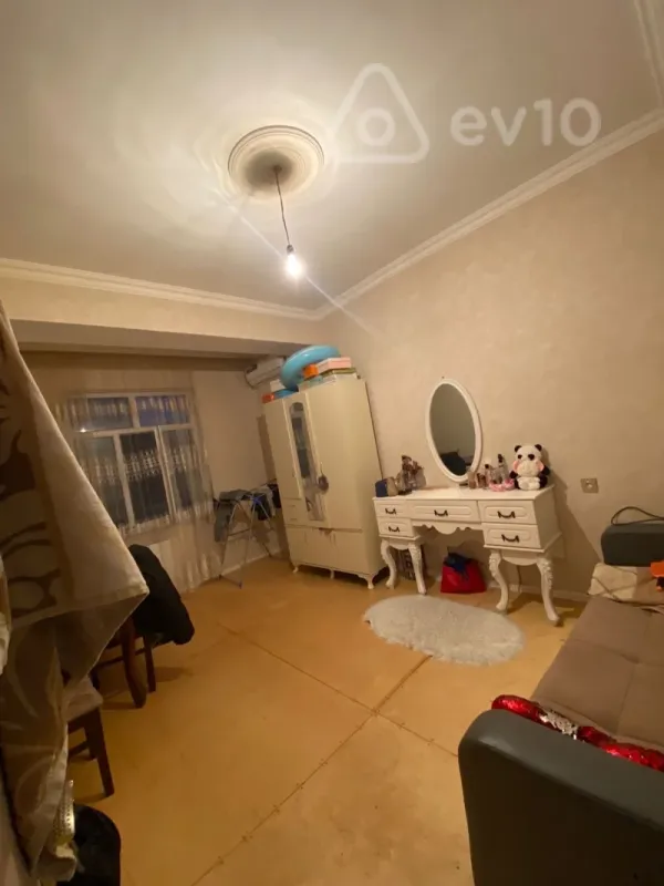 Kirayə verilir 2 otaqlı yeni tikili 45 m²