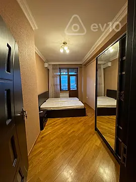 Kirayə verilir 2 otaqlı yeni tikili 59 m²
