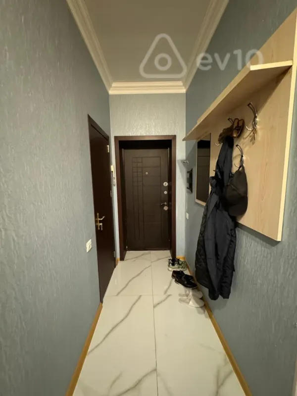 Kirayə verilir 2 otaqlı yeni tikili 59 m²