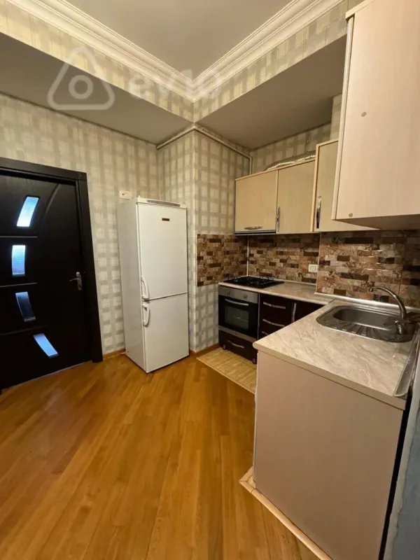 Kirayə verilir 2 otaqlı yeni tikili 59 m²