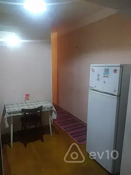 Kirayə verilir 1 otaqlı köhnə tikili 36 m²