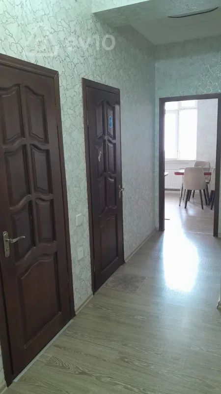 Kirayə verilir 3 otaqlı yeni tikili 90 m²