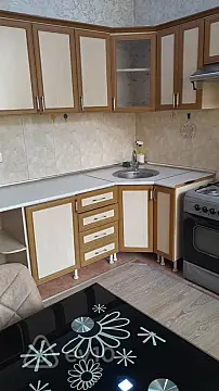 Kirayə verilir 3 otaqlı yeni tikili 90 m²